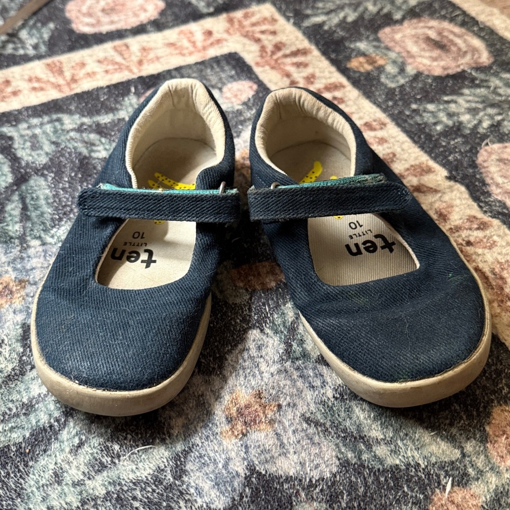 Ten Little Navy Blue Mary Jane Shoes